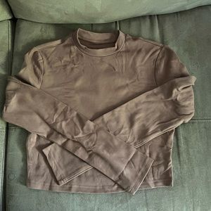 Beige/taupe crop top